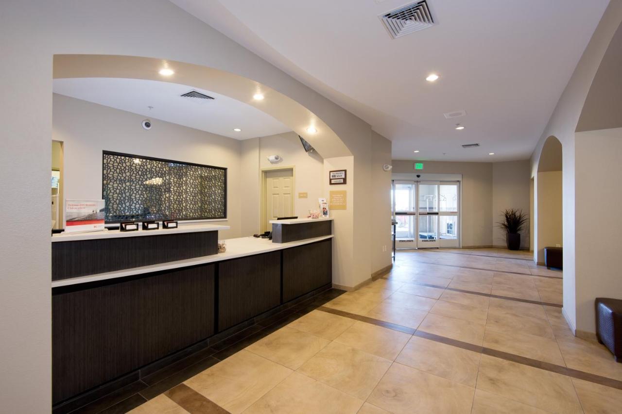 Candlewood Suites Greeley By Ihg Eksteriør billede